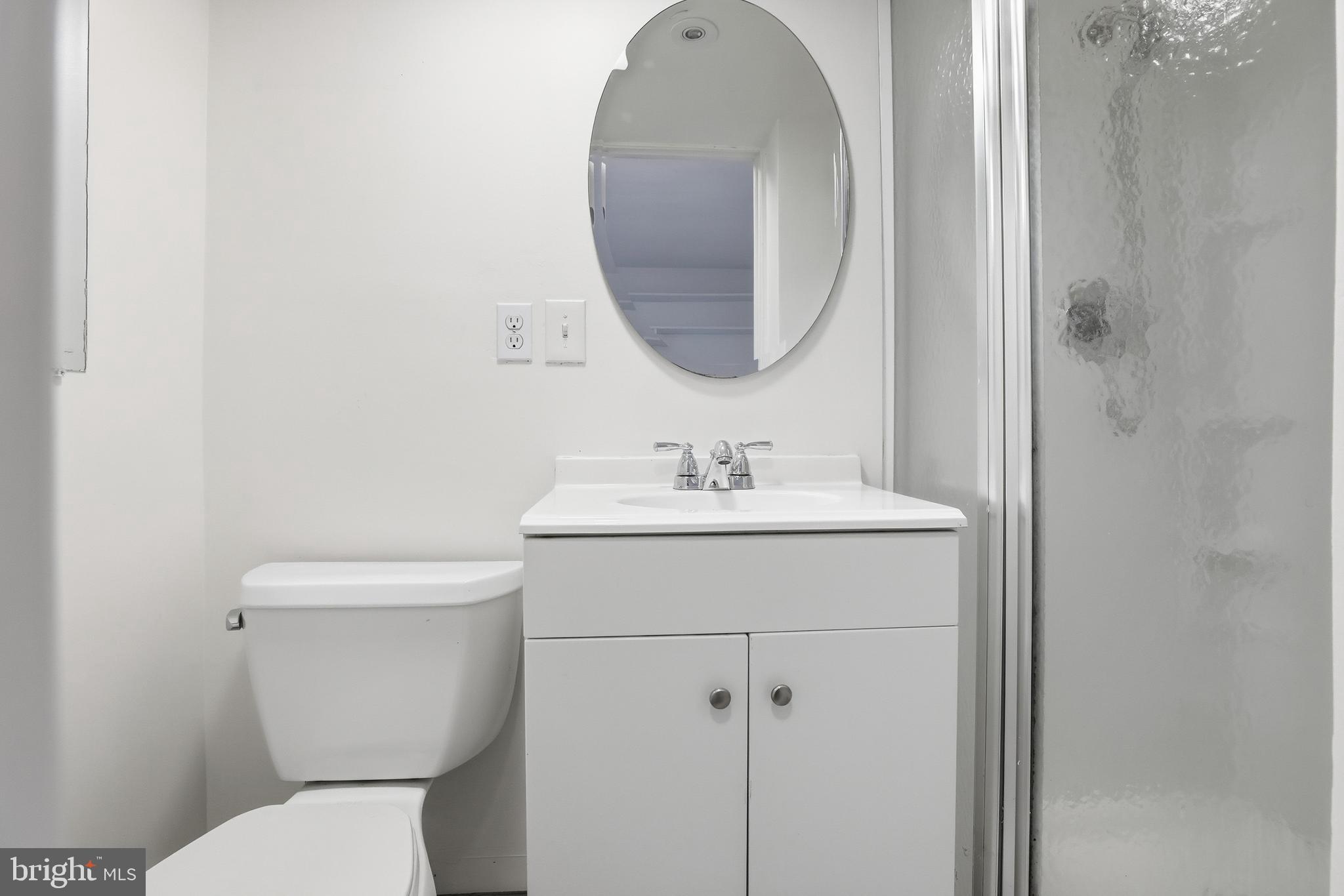 1816 ROCKY GLEN DRIVE