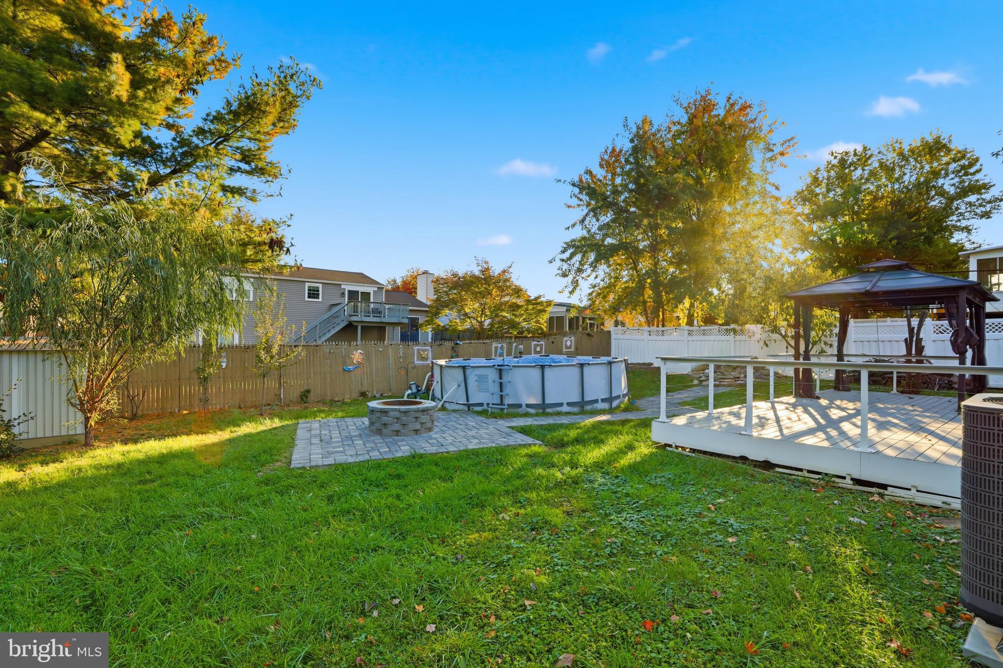 1816 ROCKY GLEN DRIVE