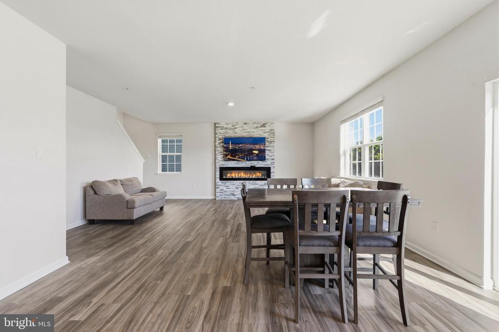 2006 FAUNA DRIVE
