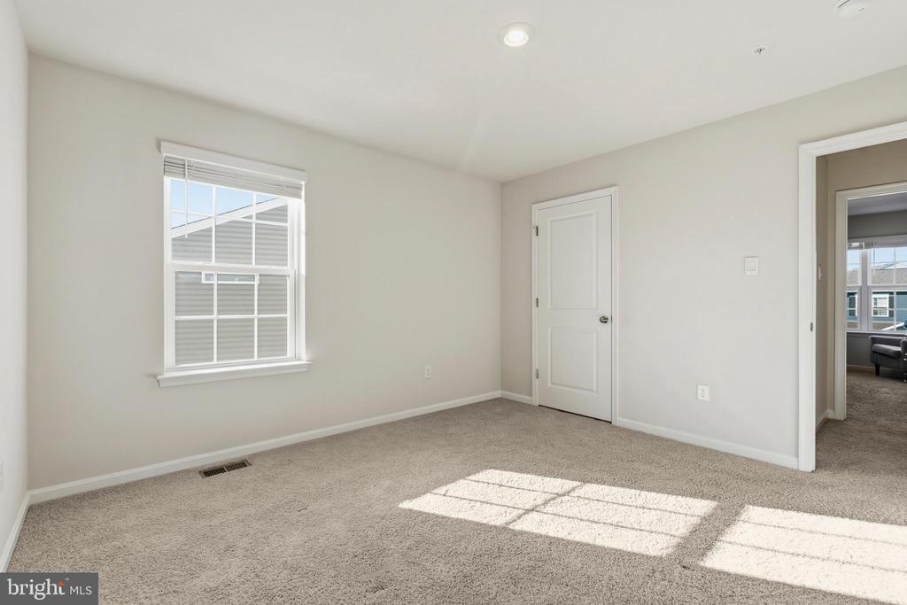 2006 FAUNA DRIVE