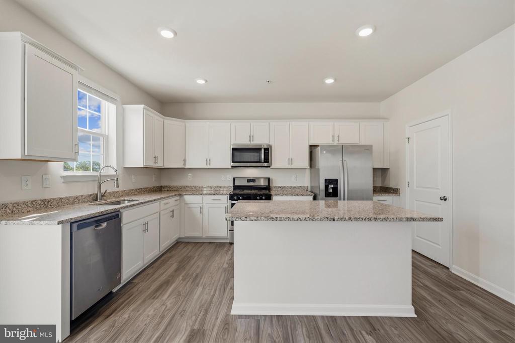 2006 FAUNA DRIVE