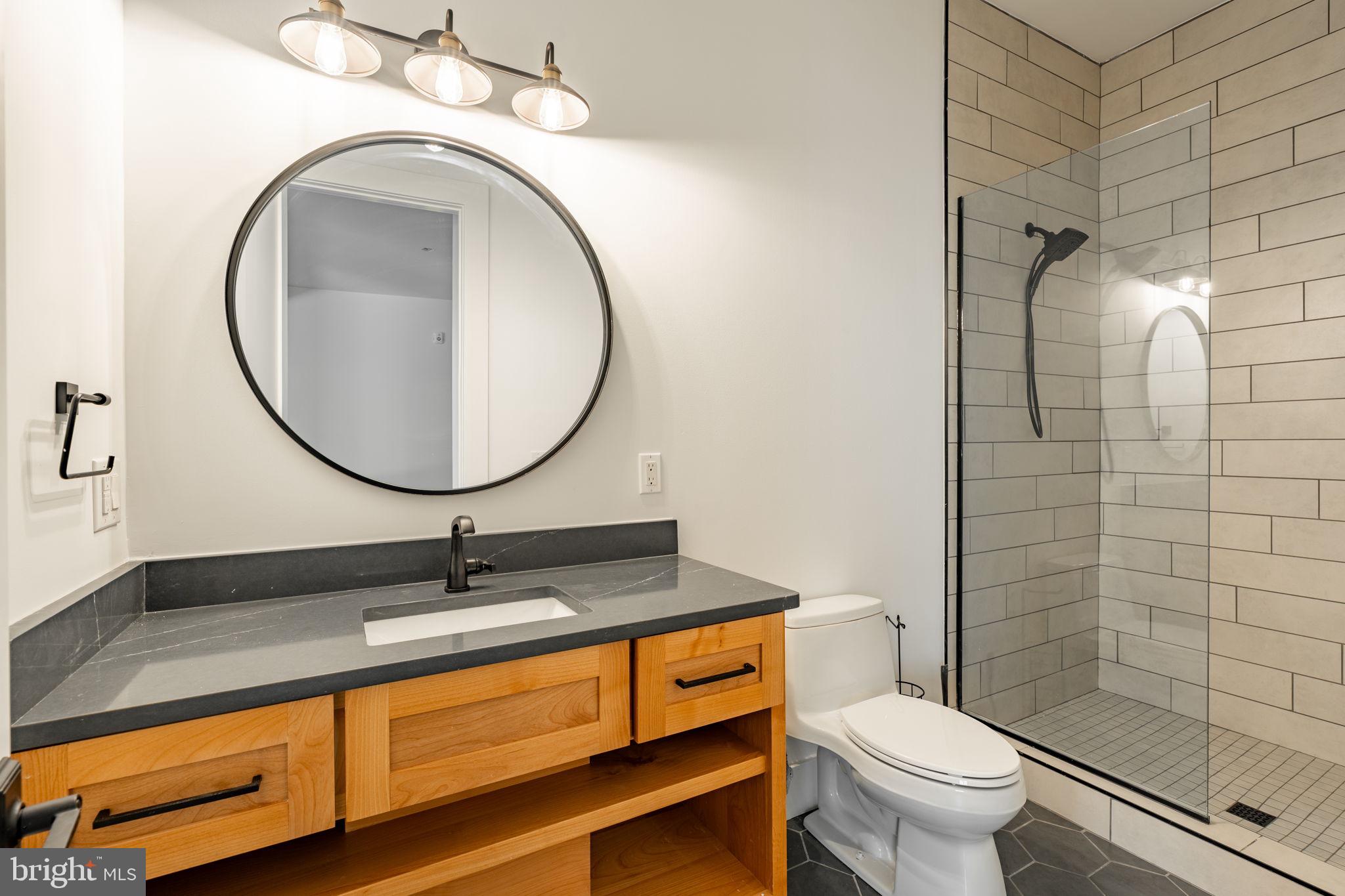 422 MOUNTAINTOP ROAD