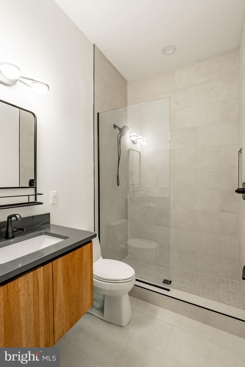 422 MOUNTAINTOP ROAD