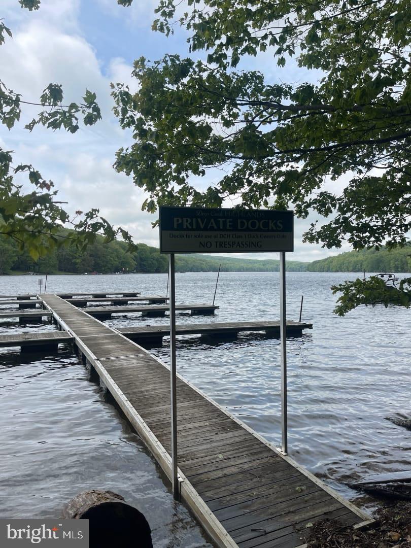 422 MOUNTAINTOP ROAD