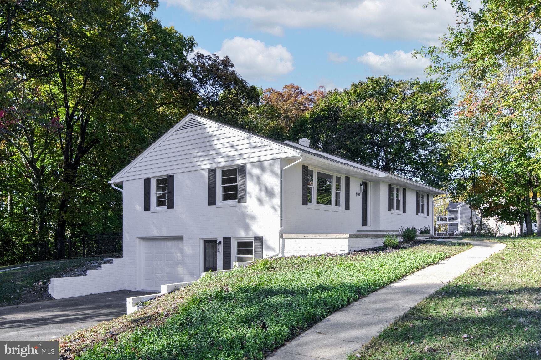 608 PRIESTFORD ROAD