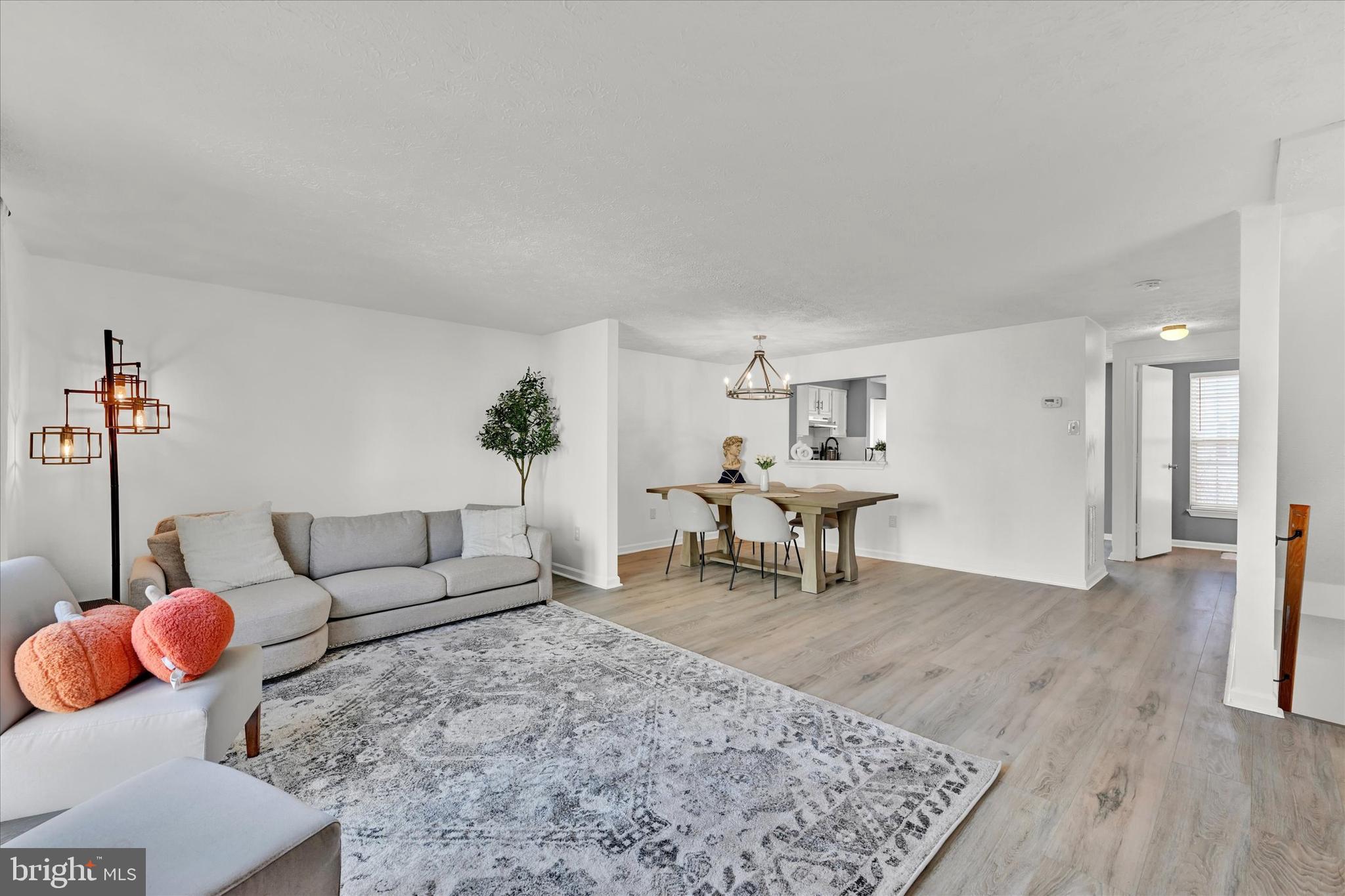 7712 PATUXENT OAK COURT