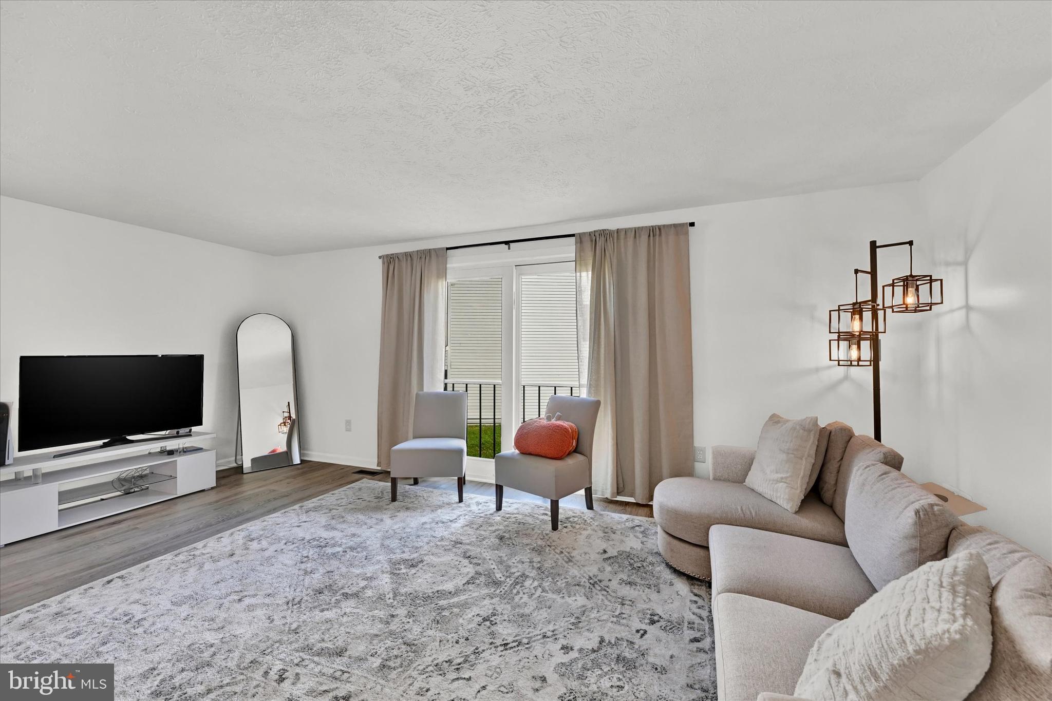 7712 PATUXENT OAK COURT