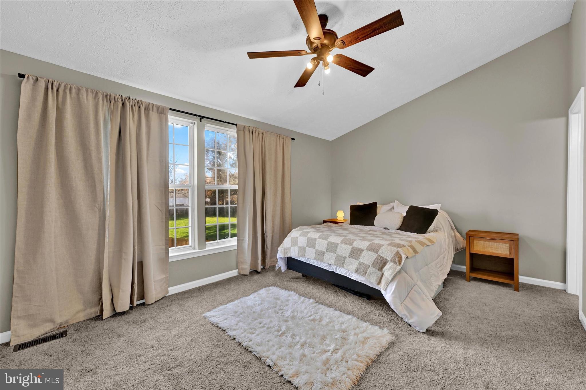 7712 PATUXENT OAK COURT