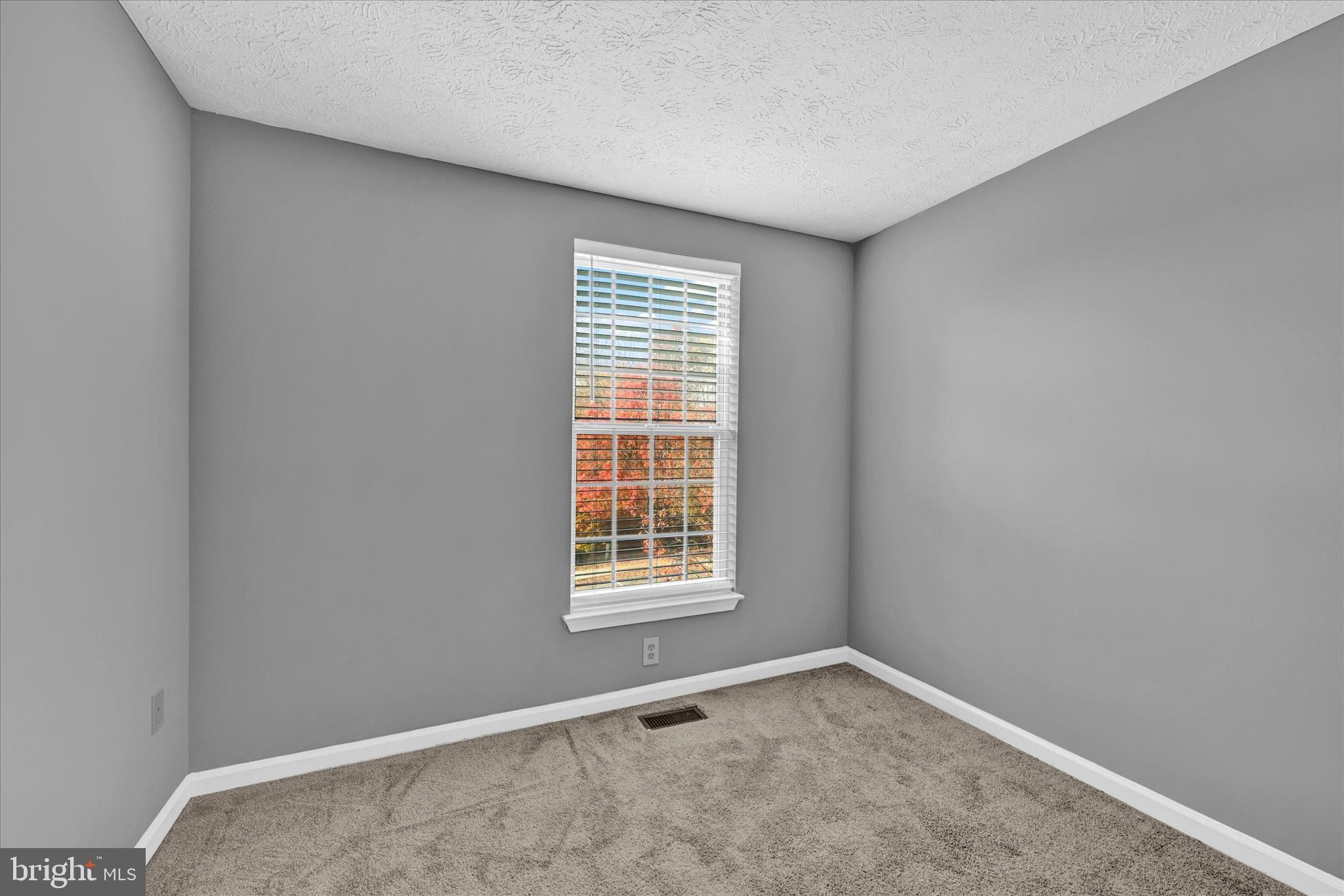 7712 PATUXENT OAK COURT