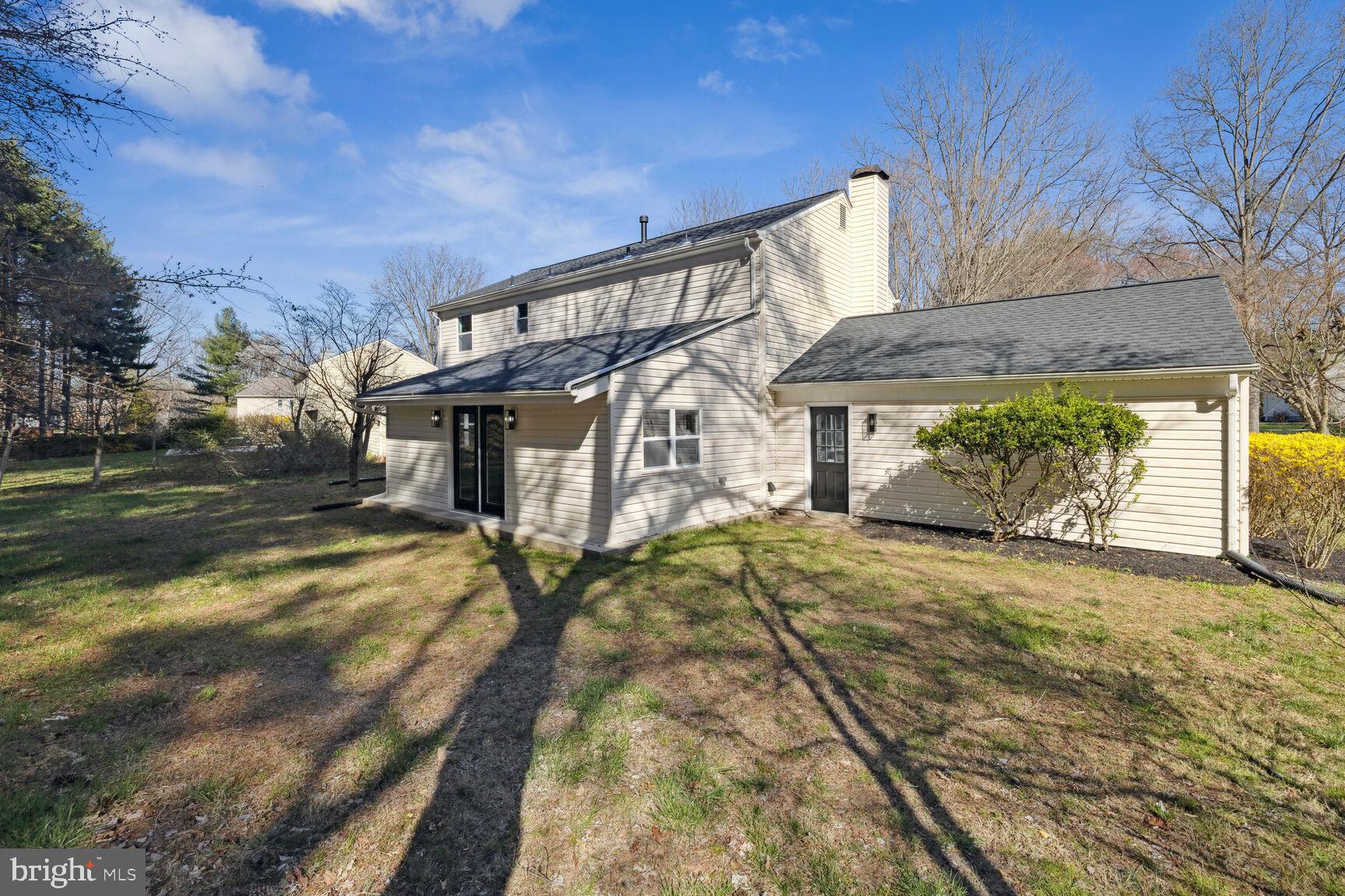 3622 FONT HILL DRIVE