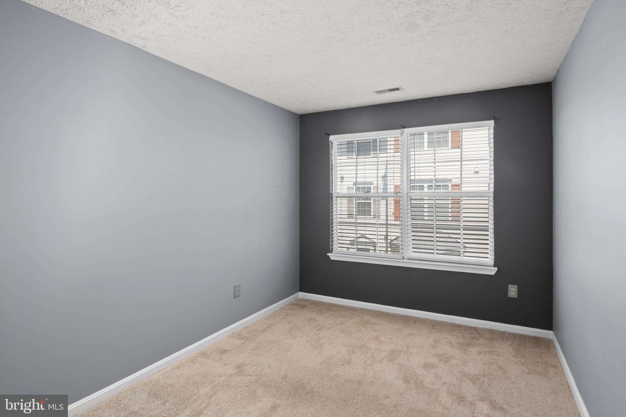 8907 MALLARD COURT