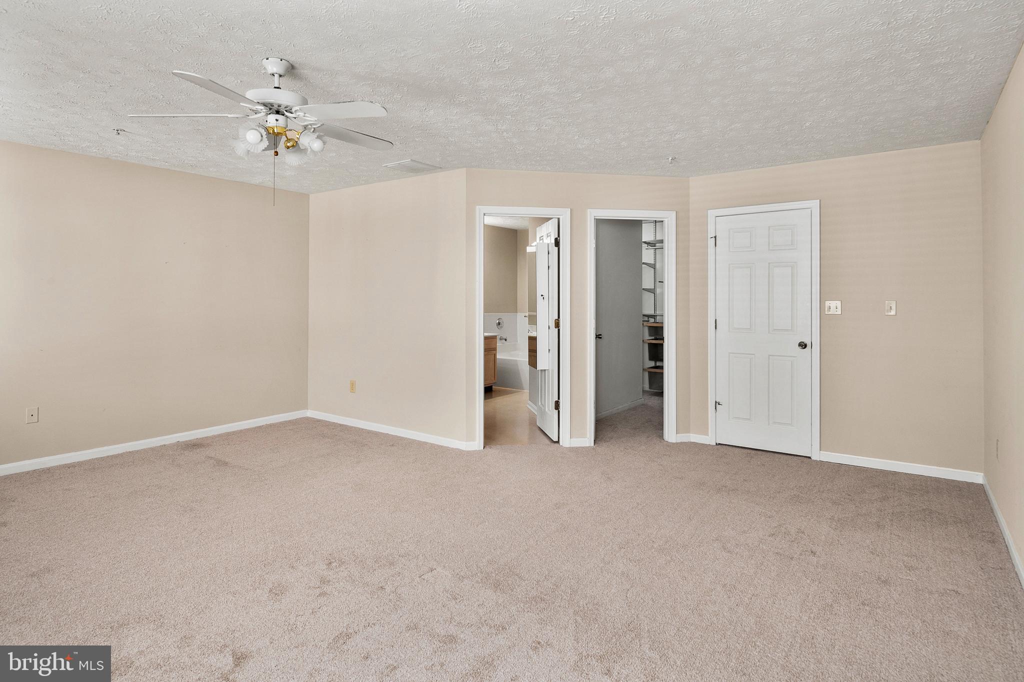 8907 MALLARD COURT