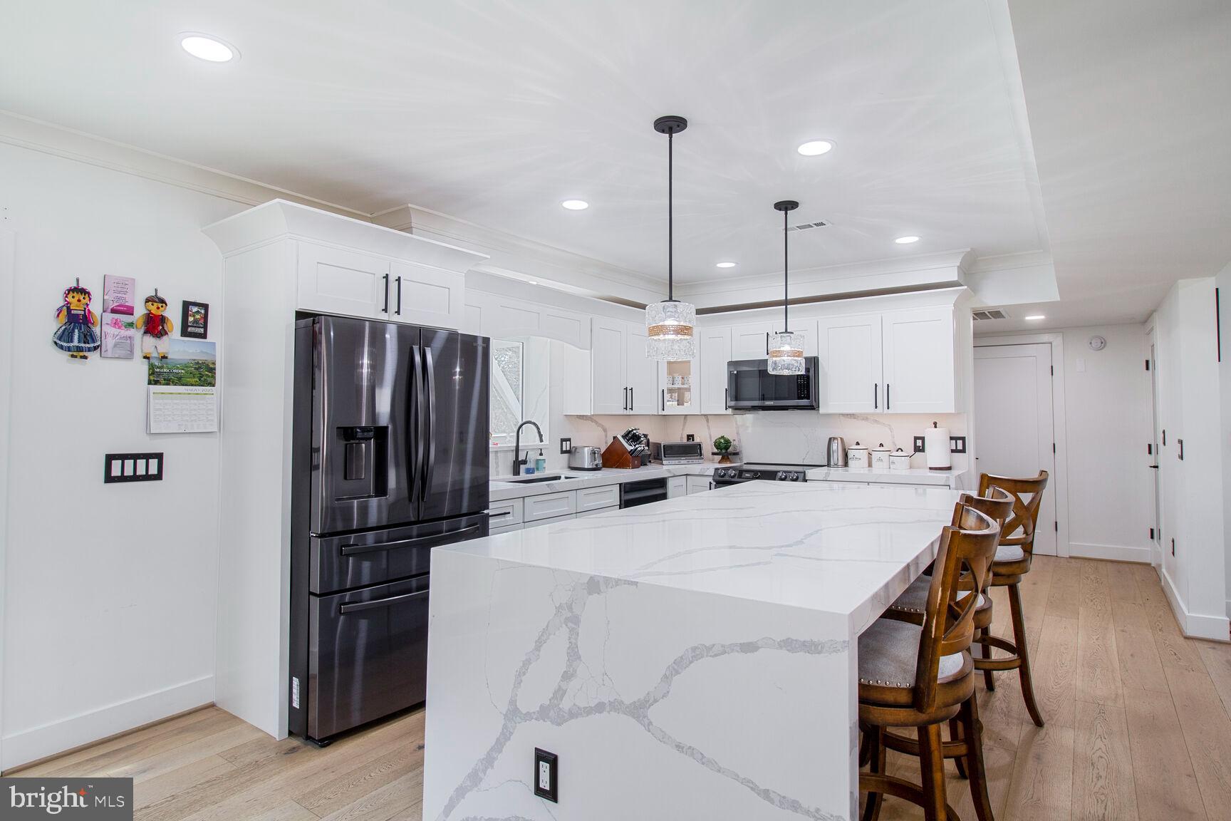 10785 W CRESTVIEW LANE