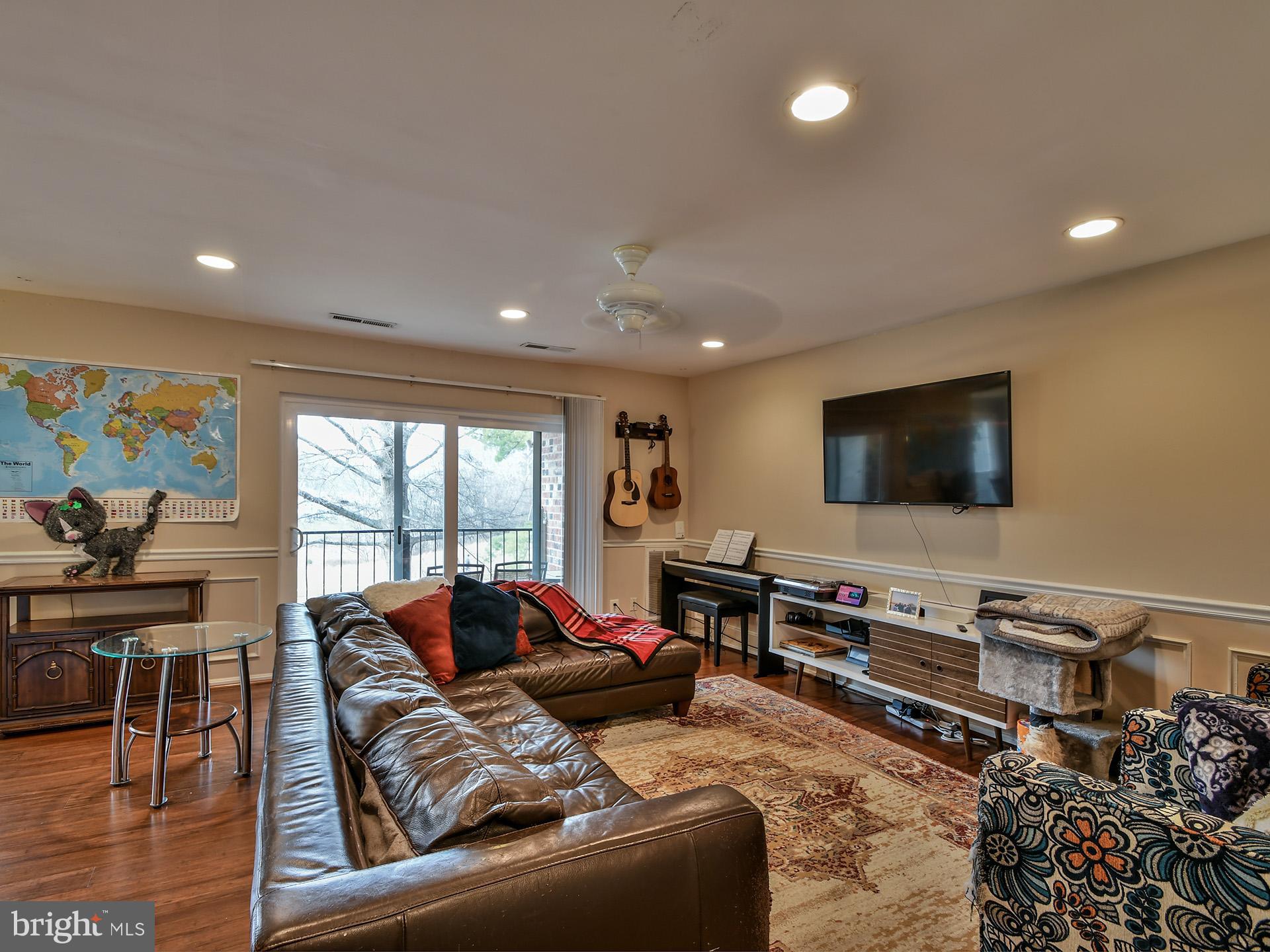 850 QUINCE ORCHARD BOULEVARD 201