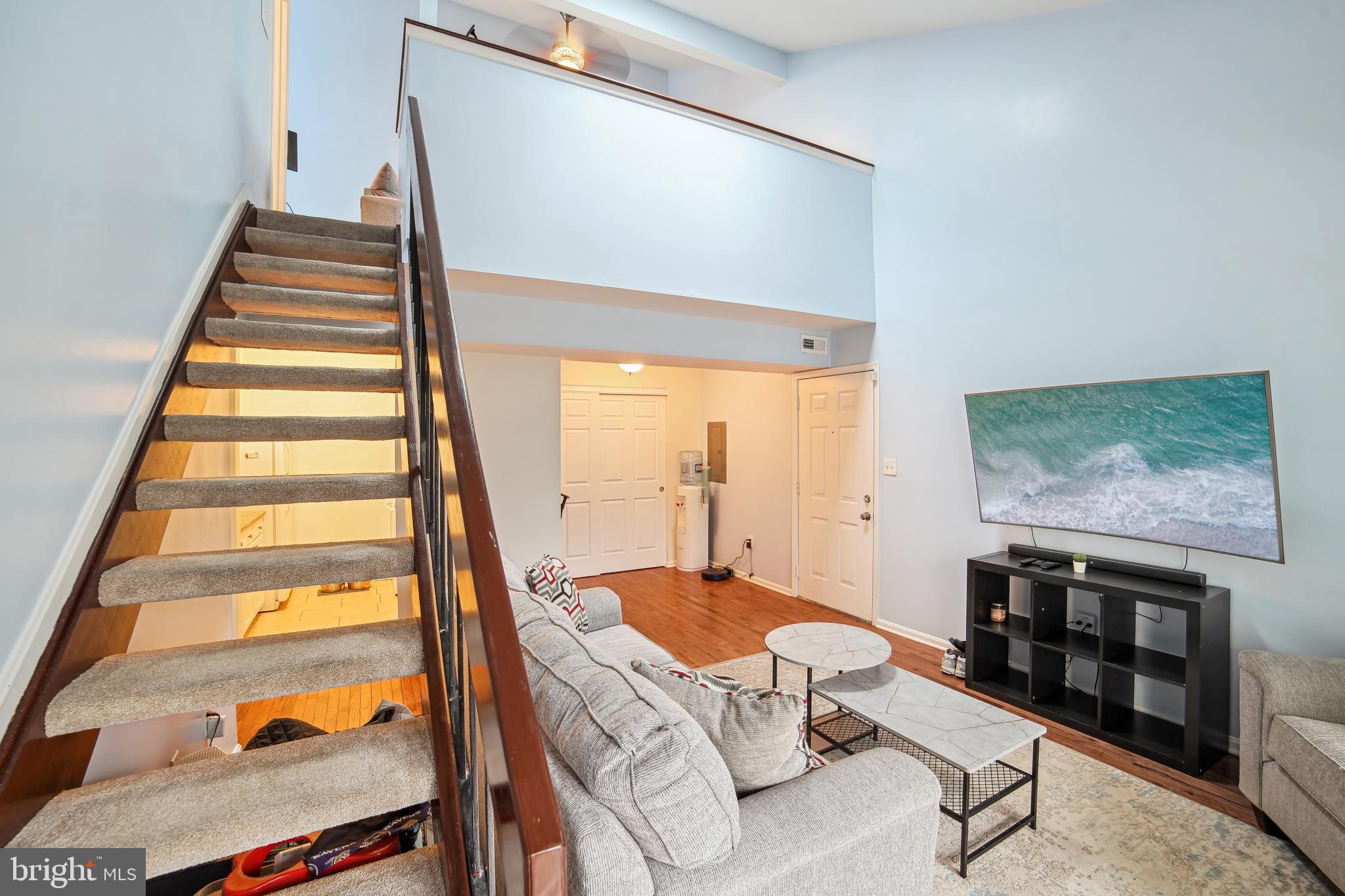 1601 CARRIAGE HOUSE TERRACE H