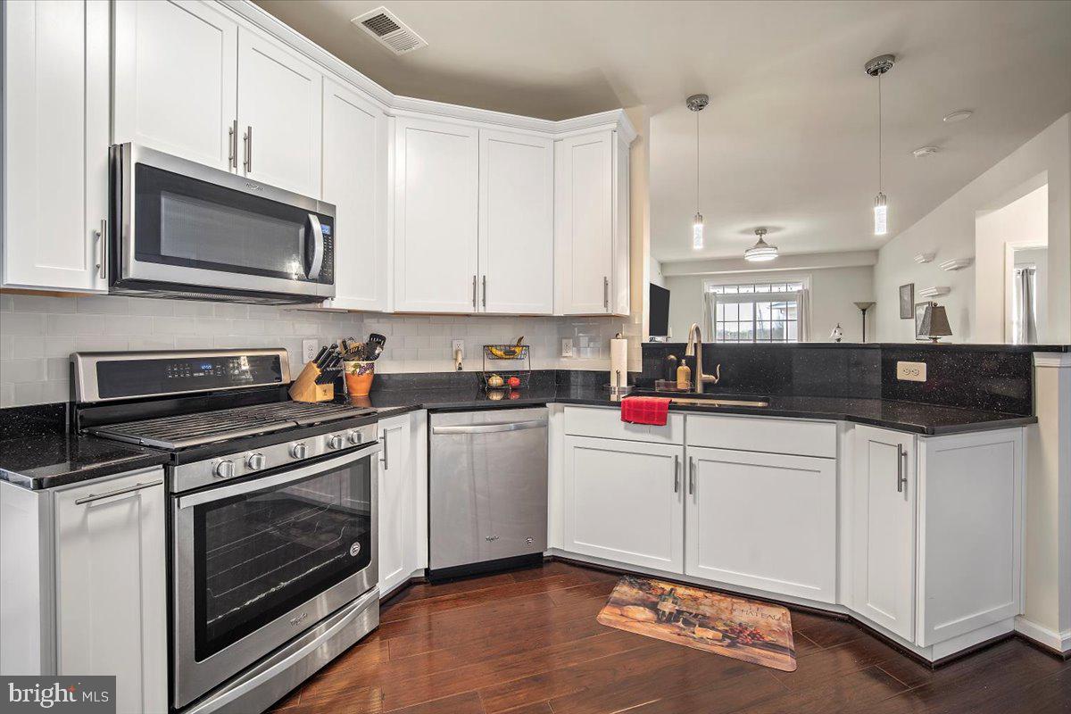 3835 DOC BERLIN DRIVE 42