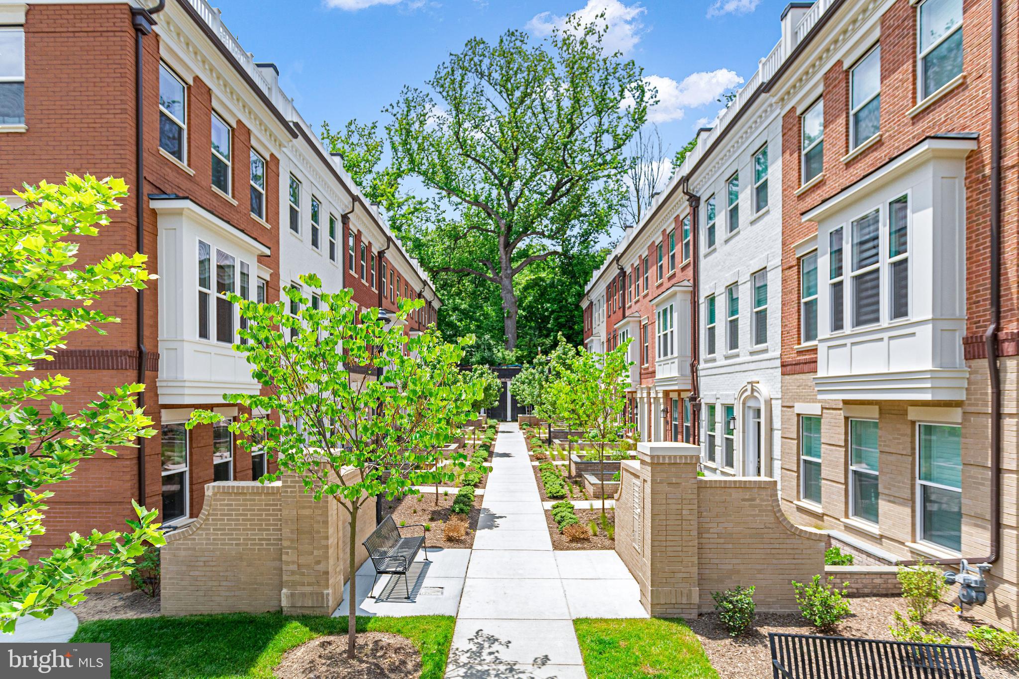 10258 GROSVENOR