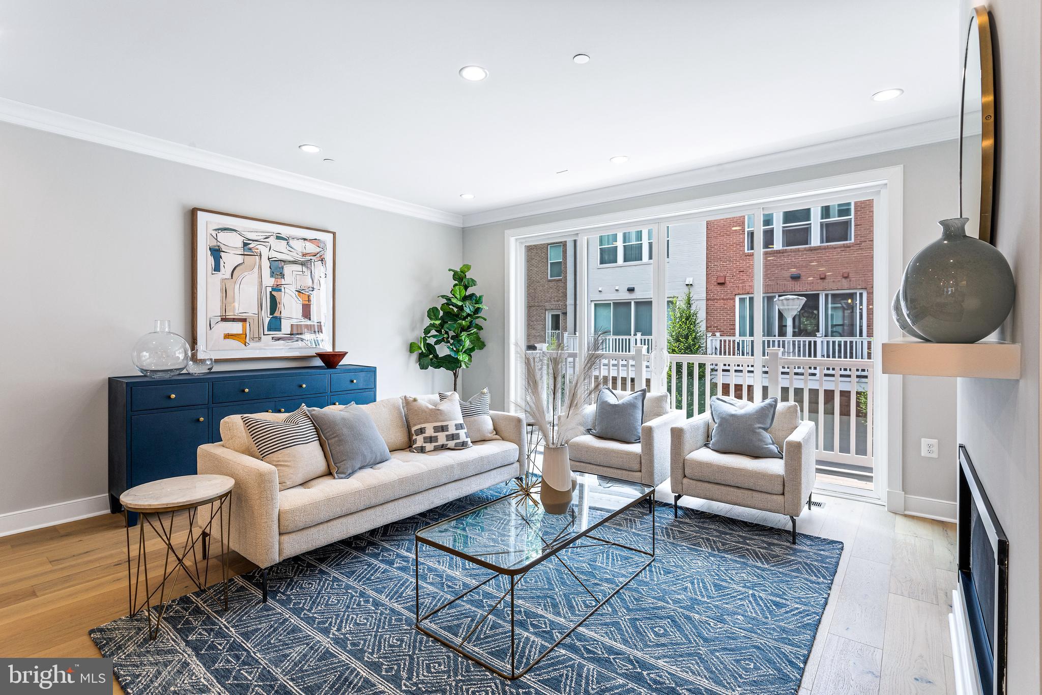 10258 GROSVENOR