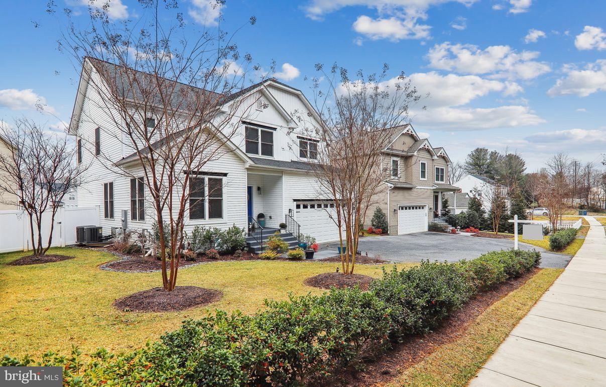 18613 STRAWBERRY KNOLL ROAD