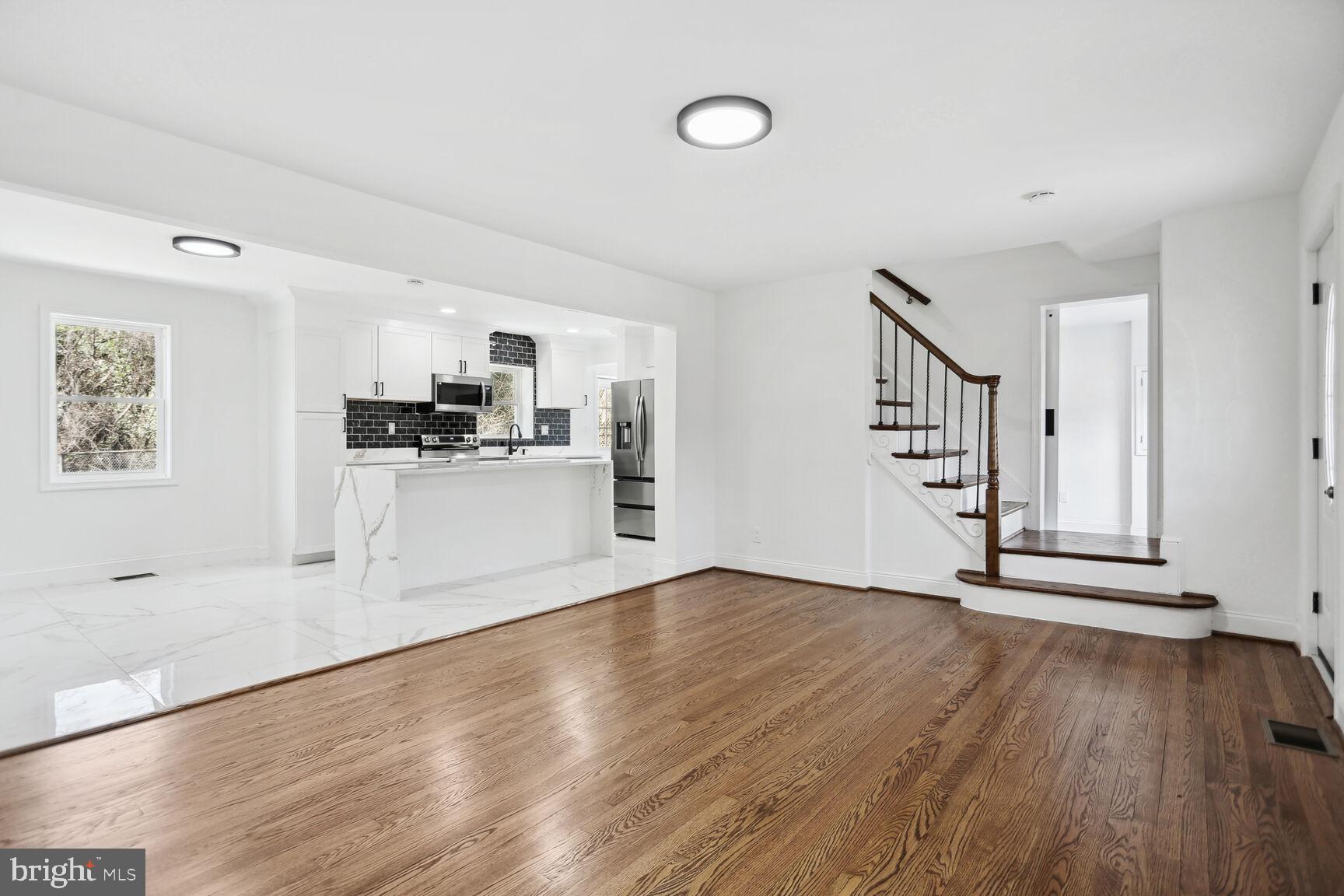 9704 HASTINGS DRIVE