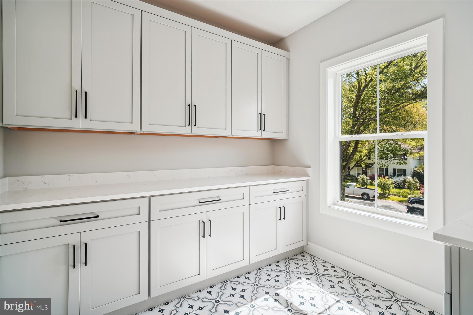 8104 WOODHAVEN BOULEVARD