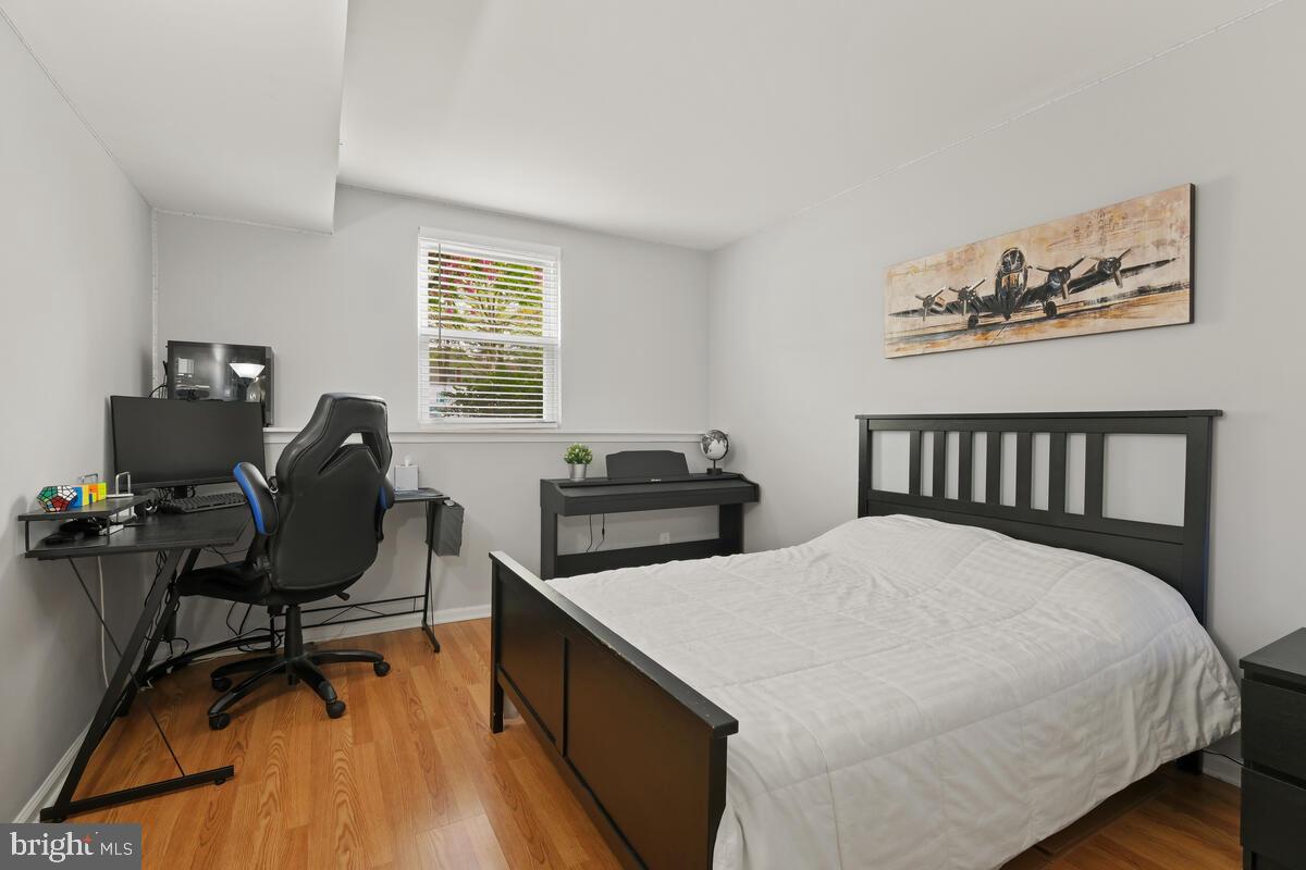39 PICKERING COURT 02