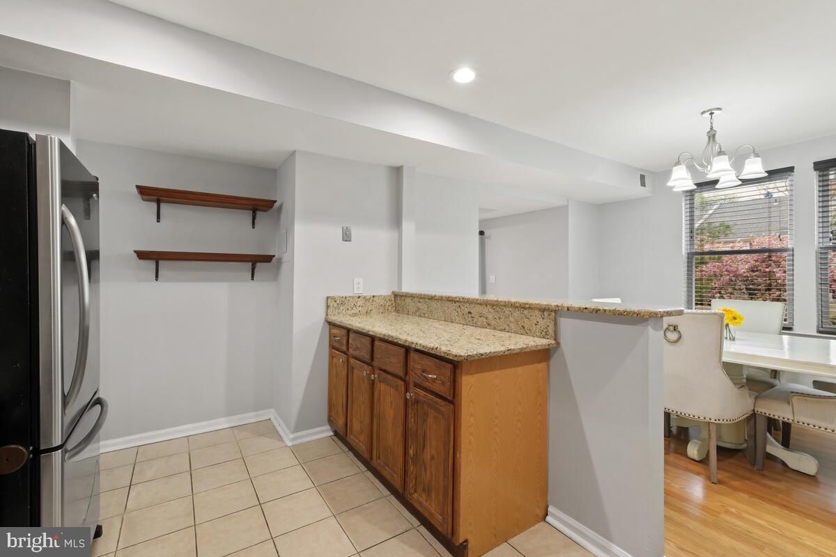 39 PICKERING COURT 02