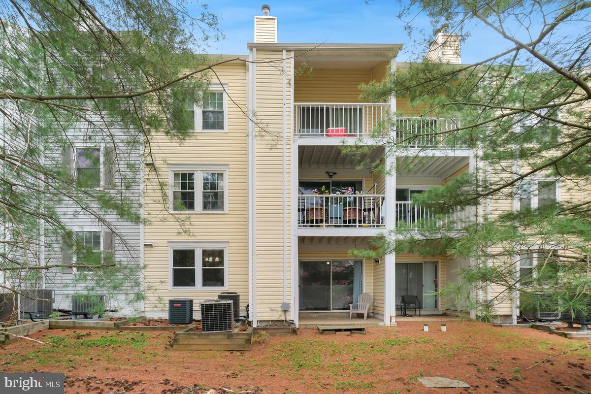 39 PICKERING COURT 02