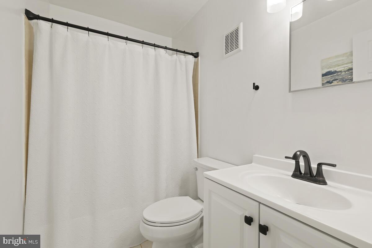 39 PICKERING COURT 02