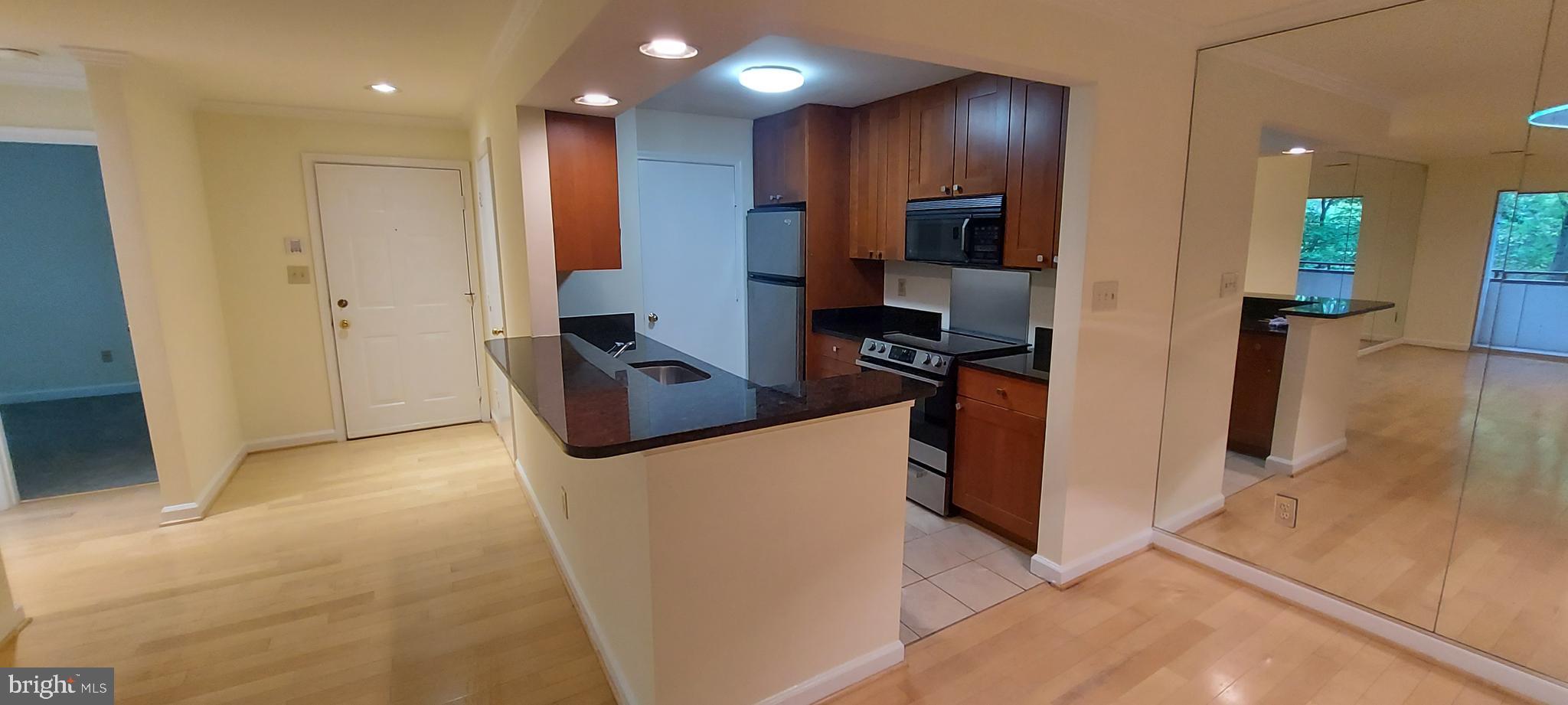 13601 SIR THOMAS WAY 2-C-32