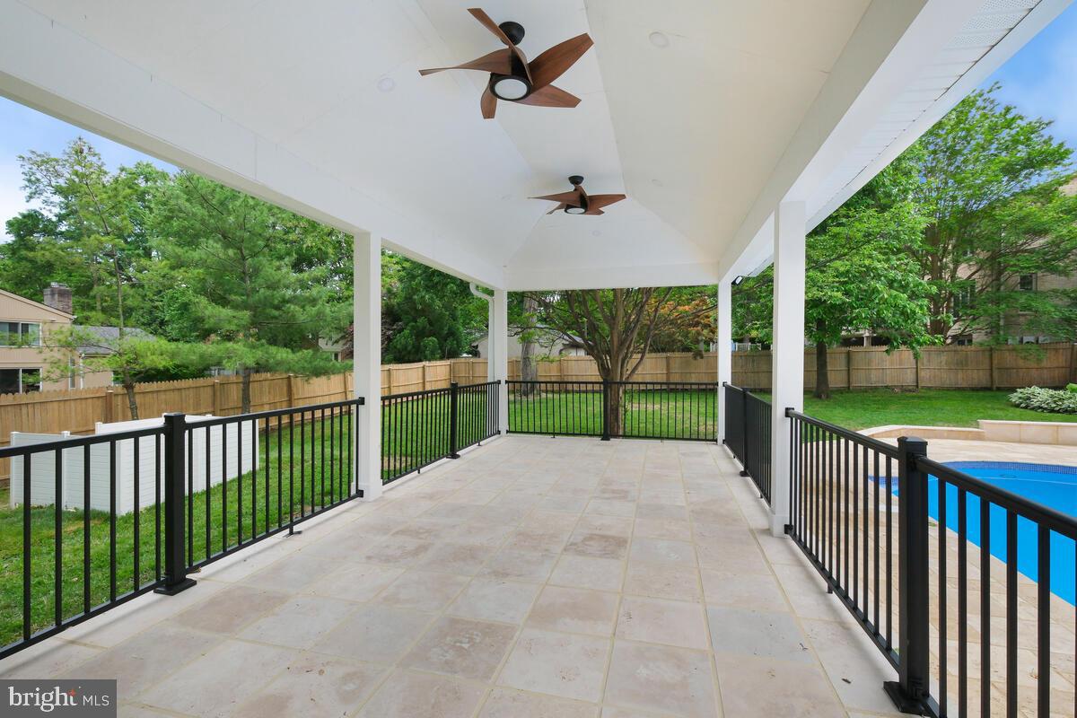 9816 GLENOLDEN DRIVE