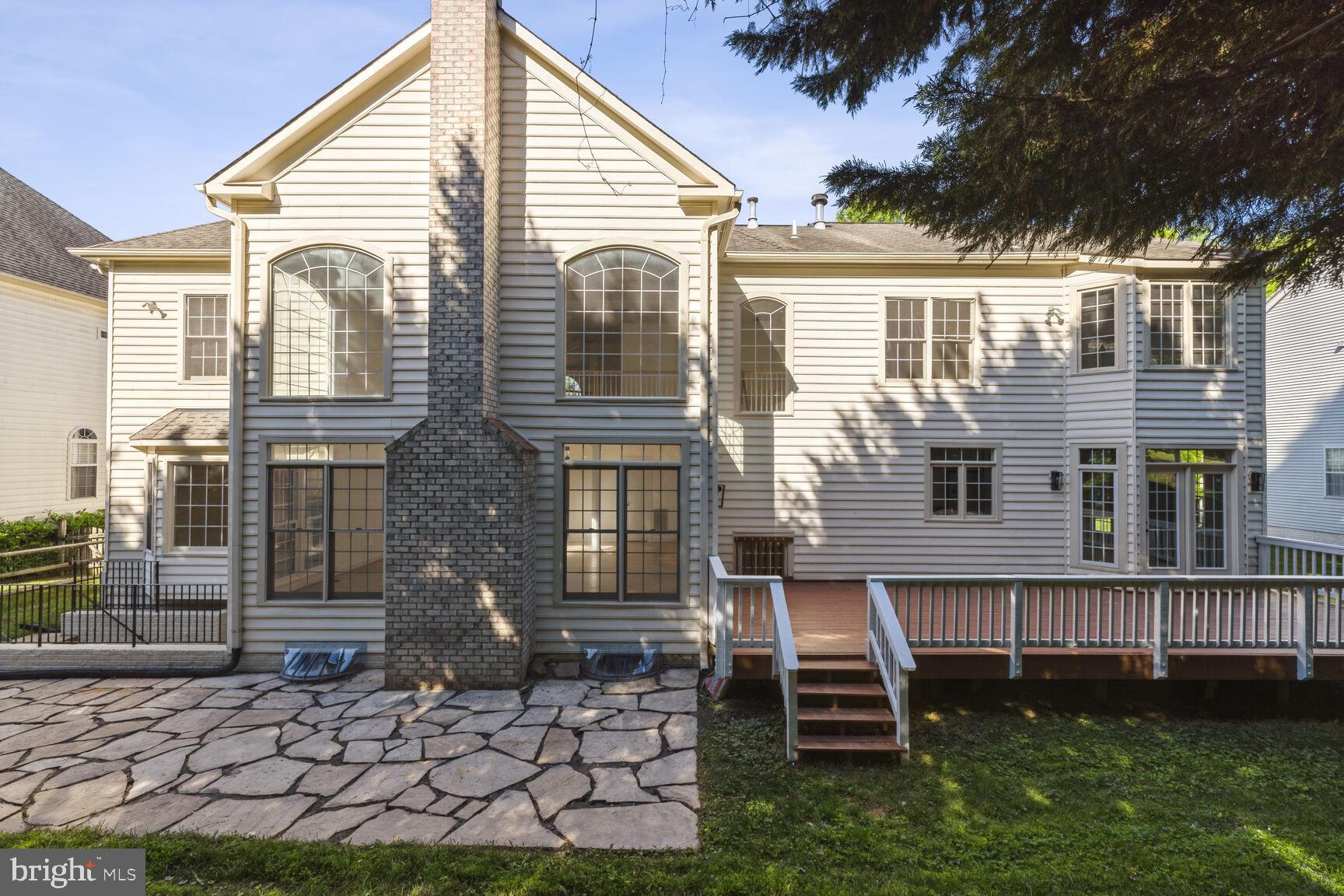 9909 BALD CYPRESS DRIVE