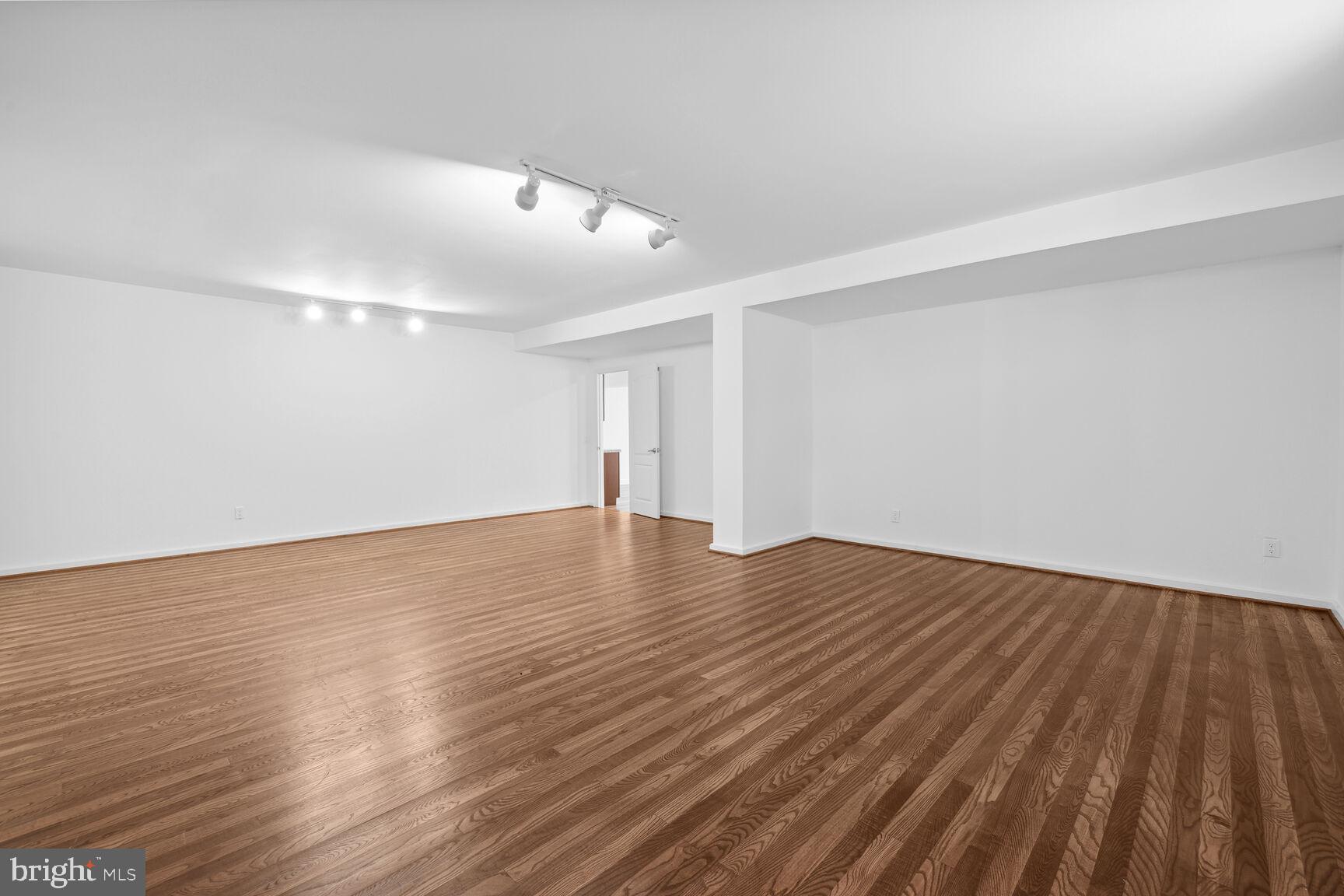 9909 BALD CYPRESS DRIVE