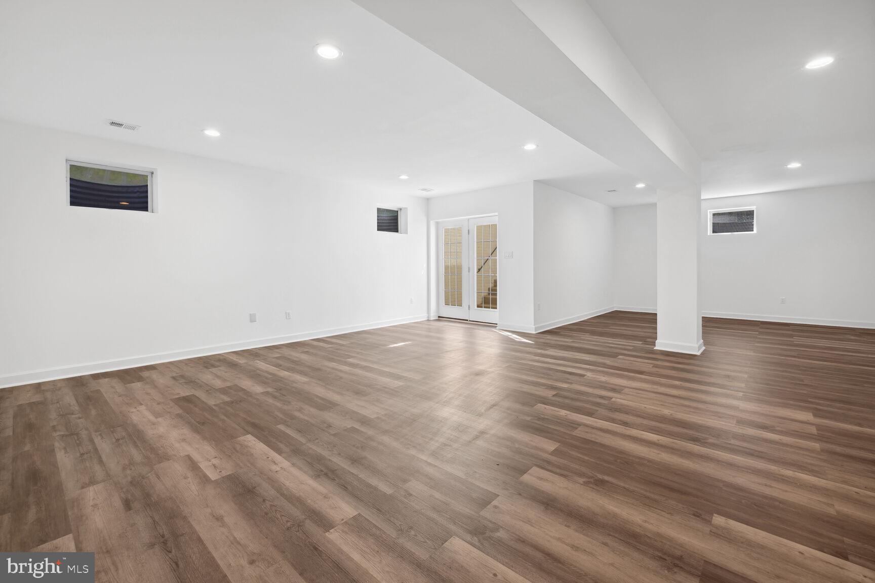 9909 BALD CYPRESS DRIVE