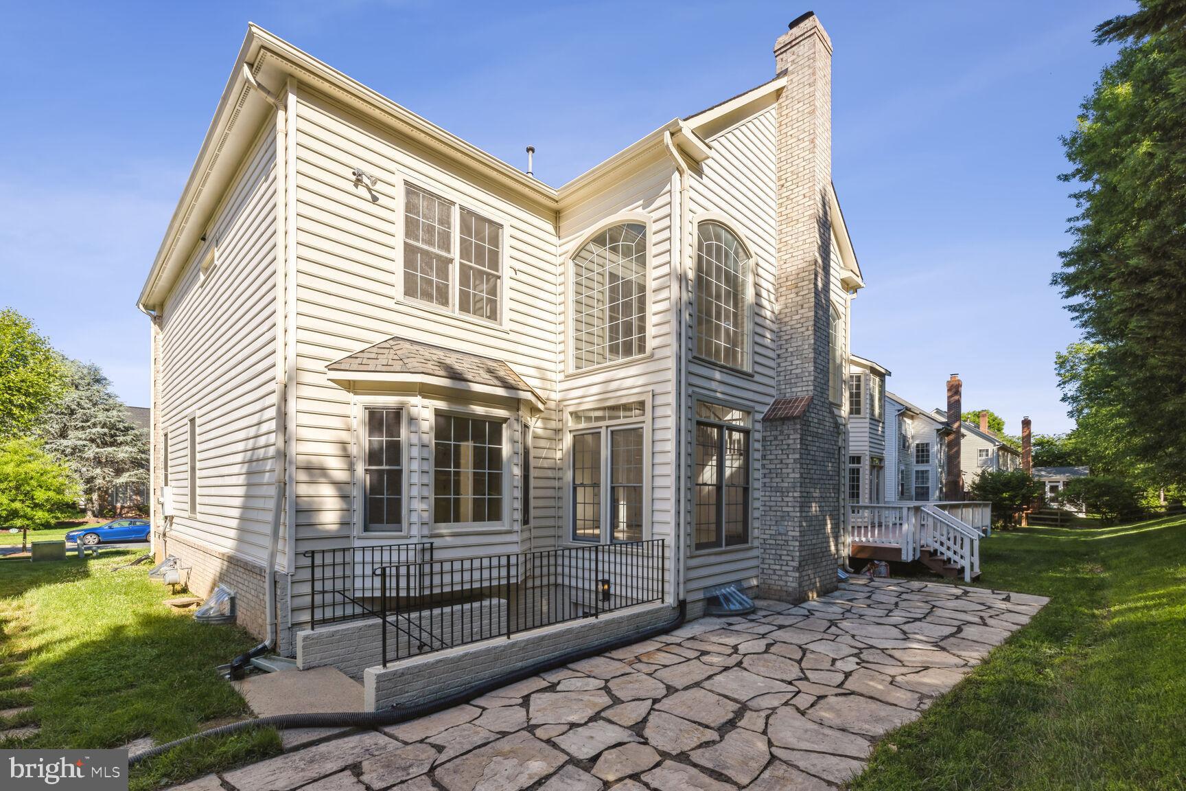 9909 BALD CYPRESS DRIVE