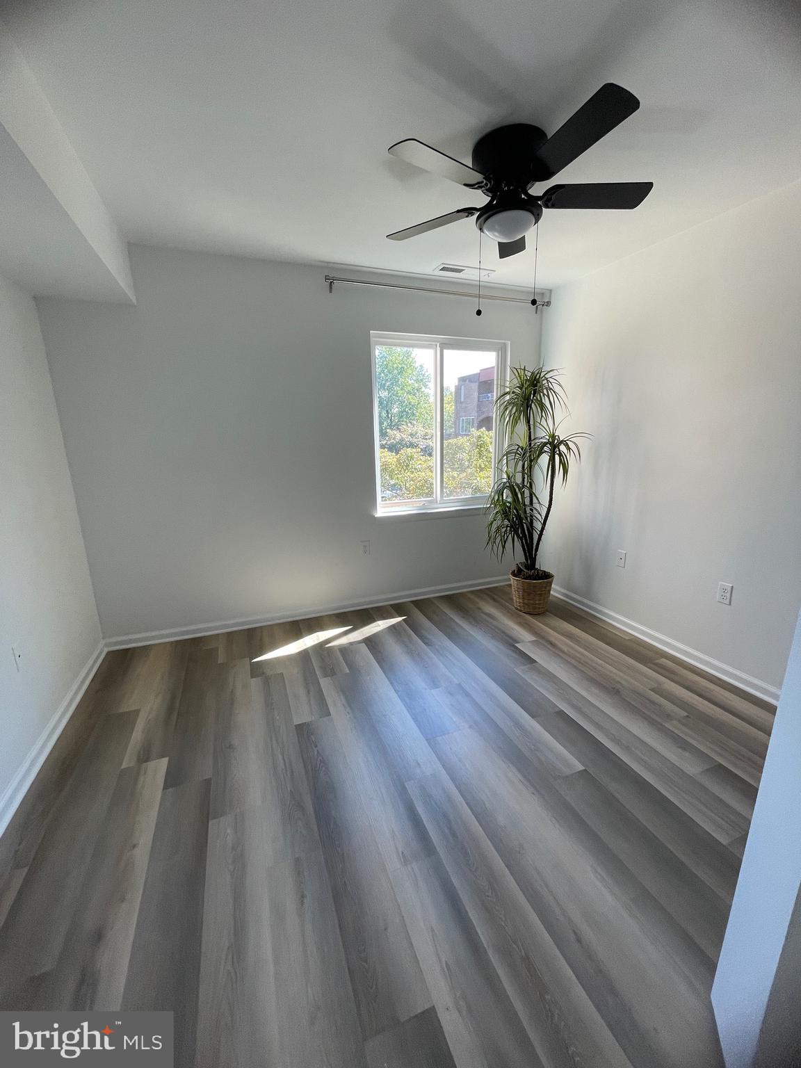 436 GIRARD STREET 239 - 201