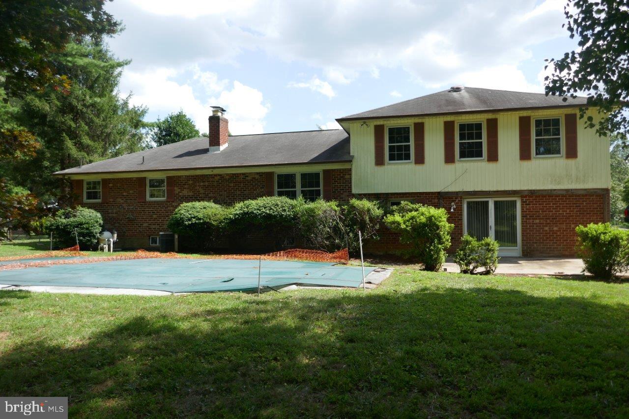 3709 TODDSBURY LANE