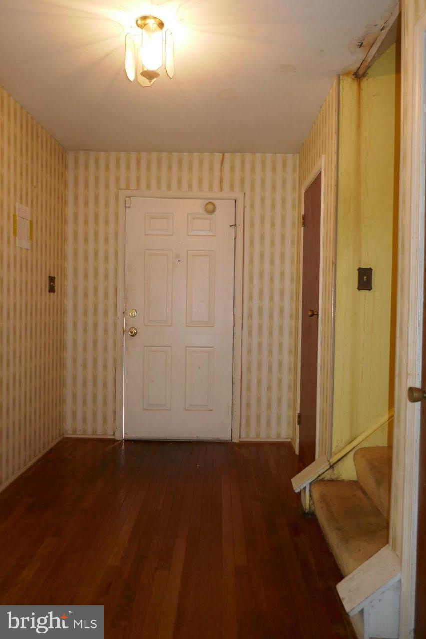 3709 TODDSBURY LANE