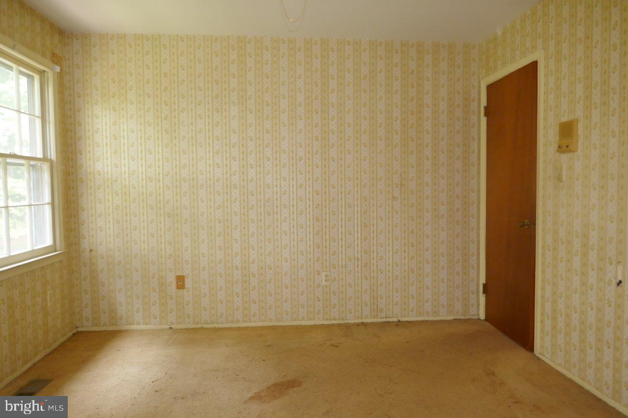 3709 TODDSBURY LANE