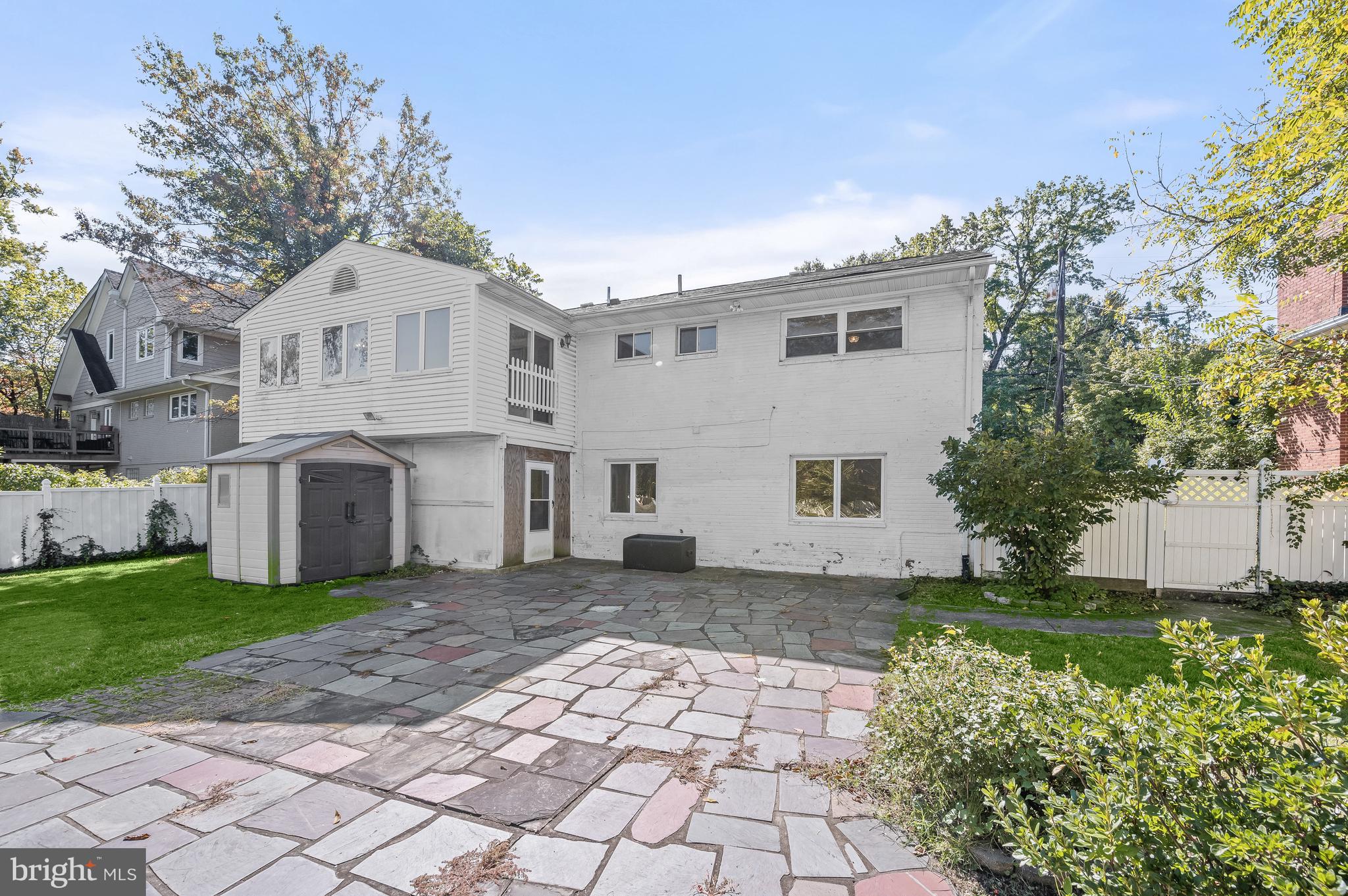 9331 E PARKHILL DRIVE