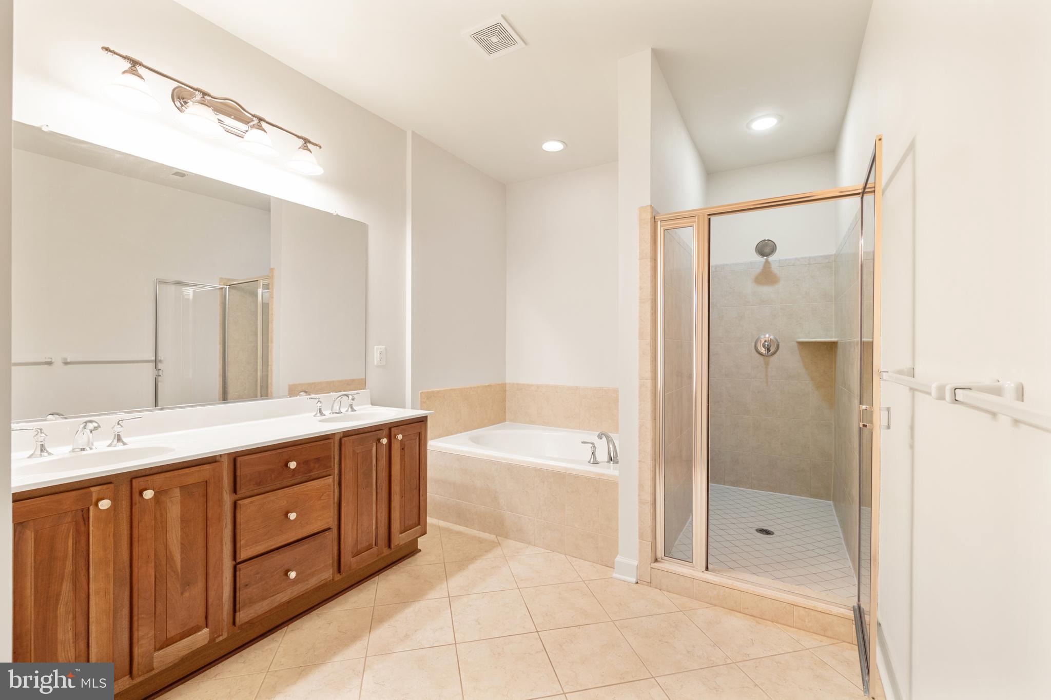 658 RAVEN AVENUE