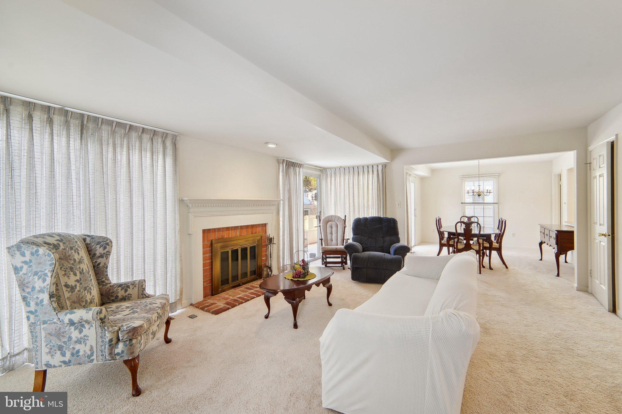 304 SAYBROOKE VIEW DRIVE