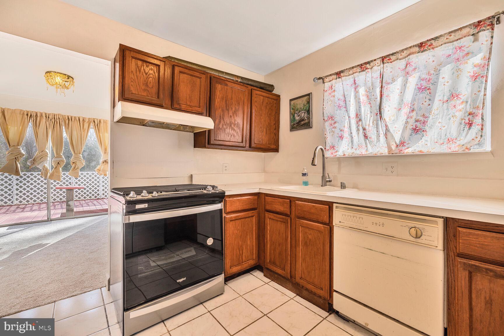 18020 CACTUS COURT