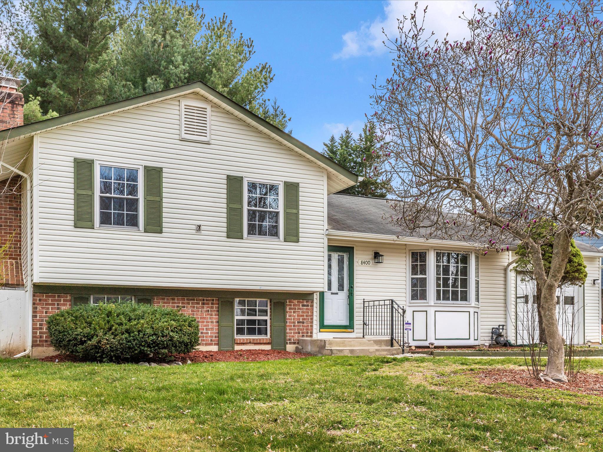 8400 MOUNTAIN LAUREL LANE