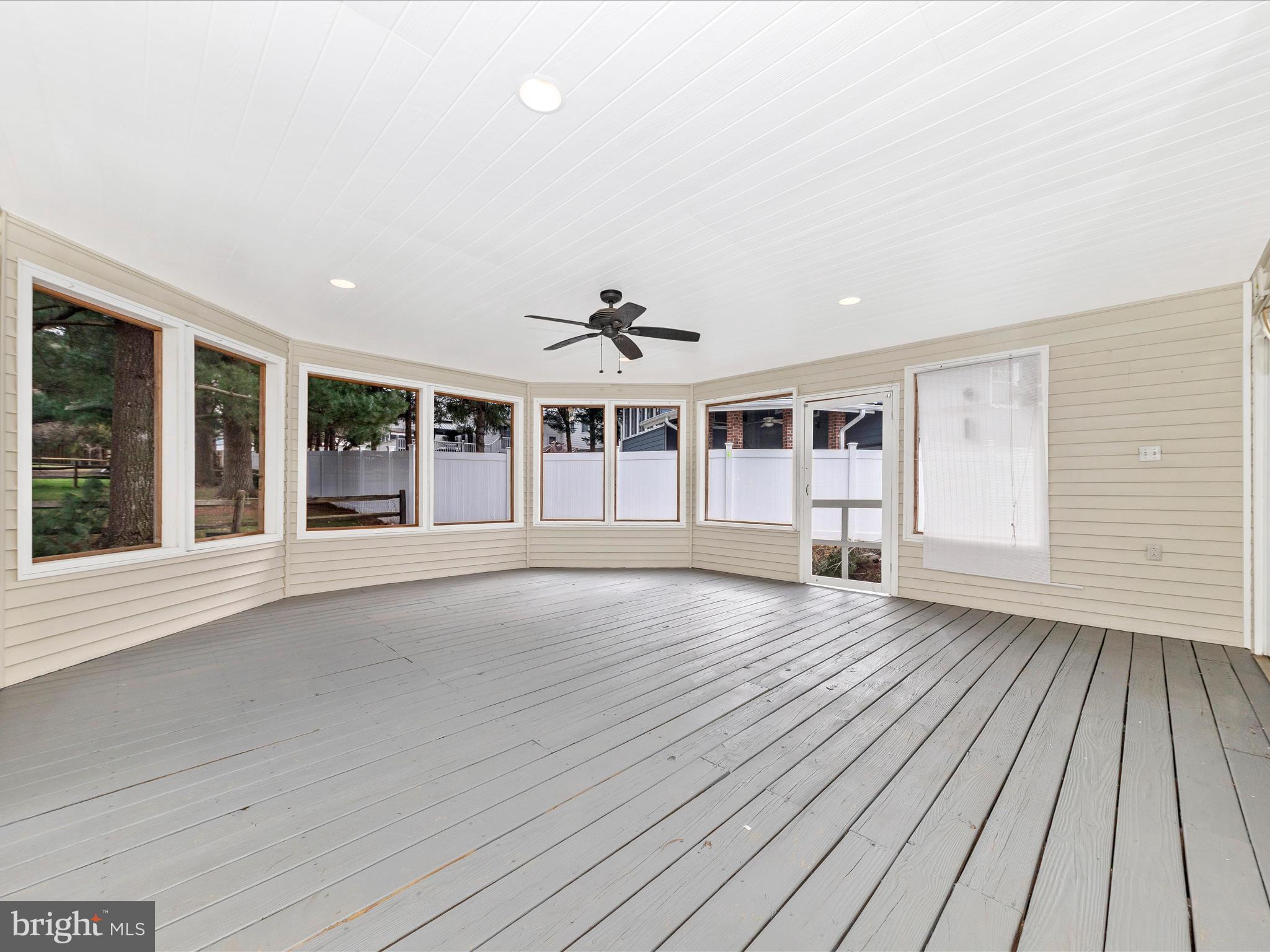 8400 MOUNTAIN LAUREL LANE