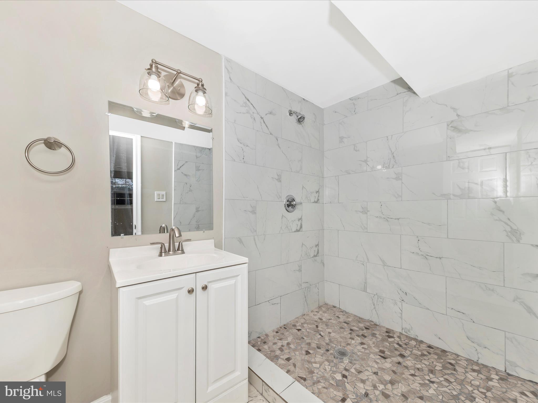 8400 MOUNTAIN LAUREL LANE