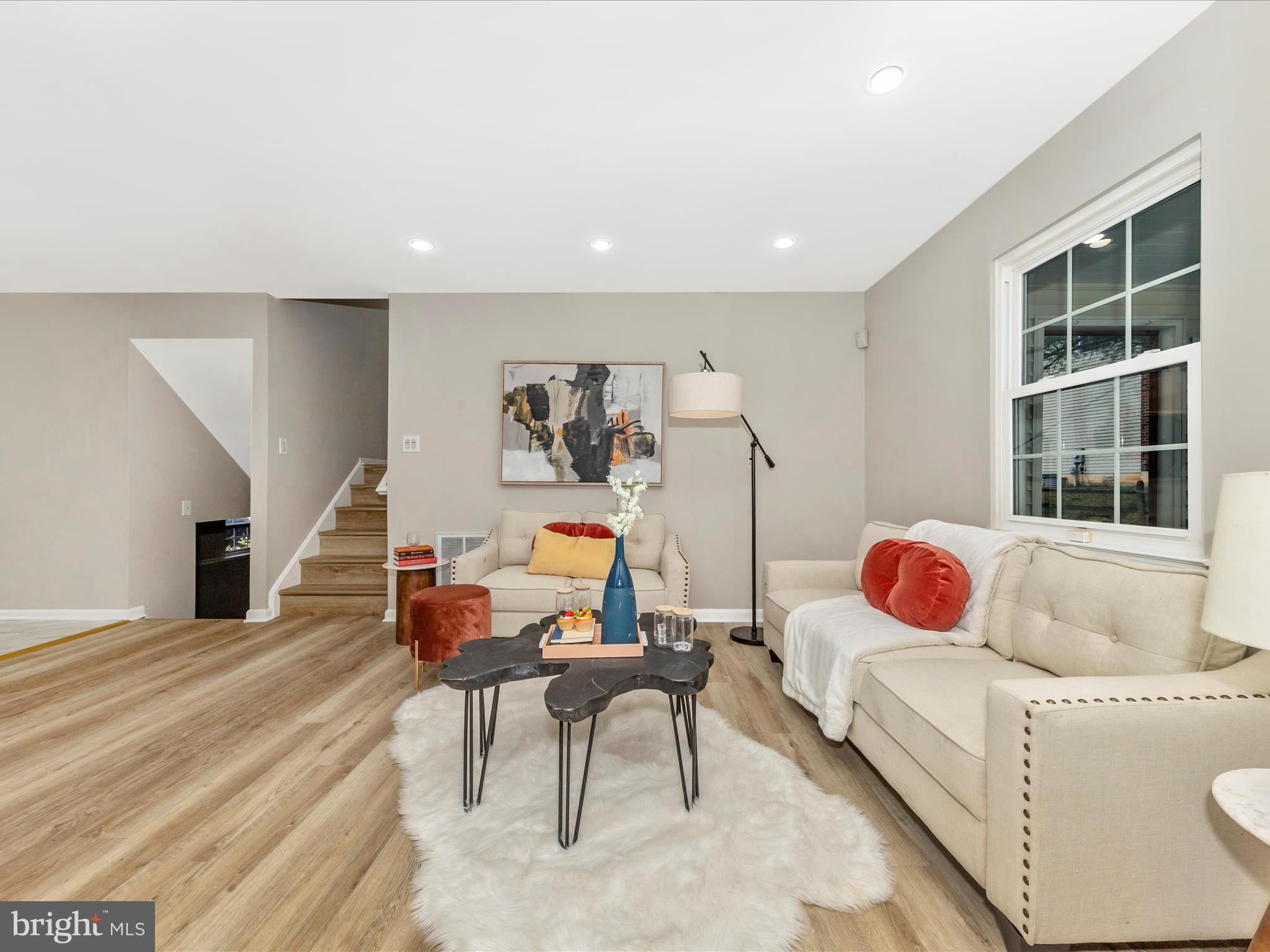 8400 MOUNTAIN LAUREL LANE