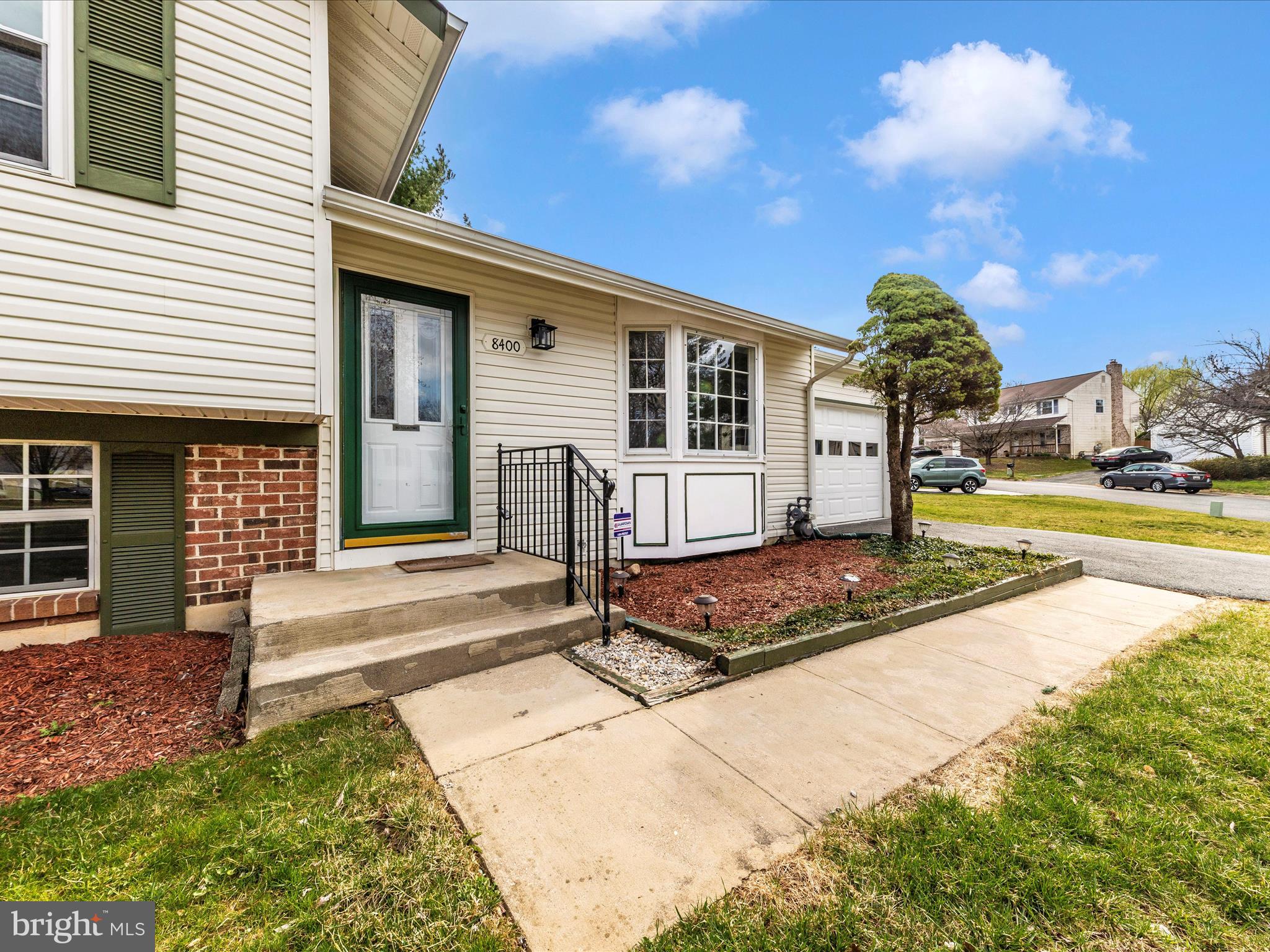 8400 MOUNTAIN LAUREL LANE