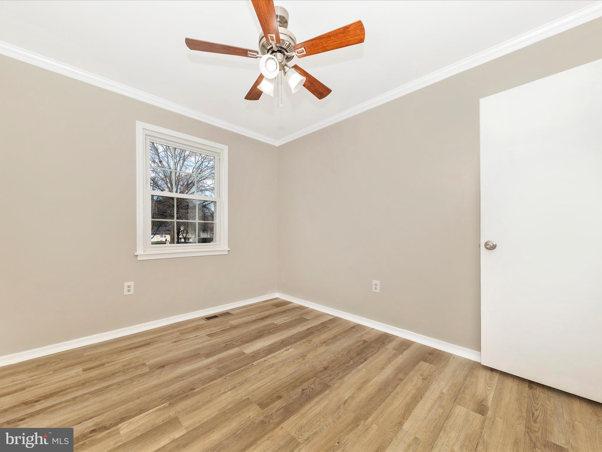 8400 MOUNTAIN LAUREL LANE
