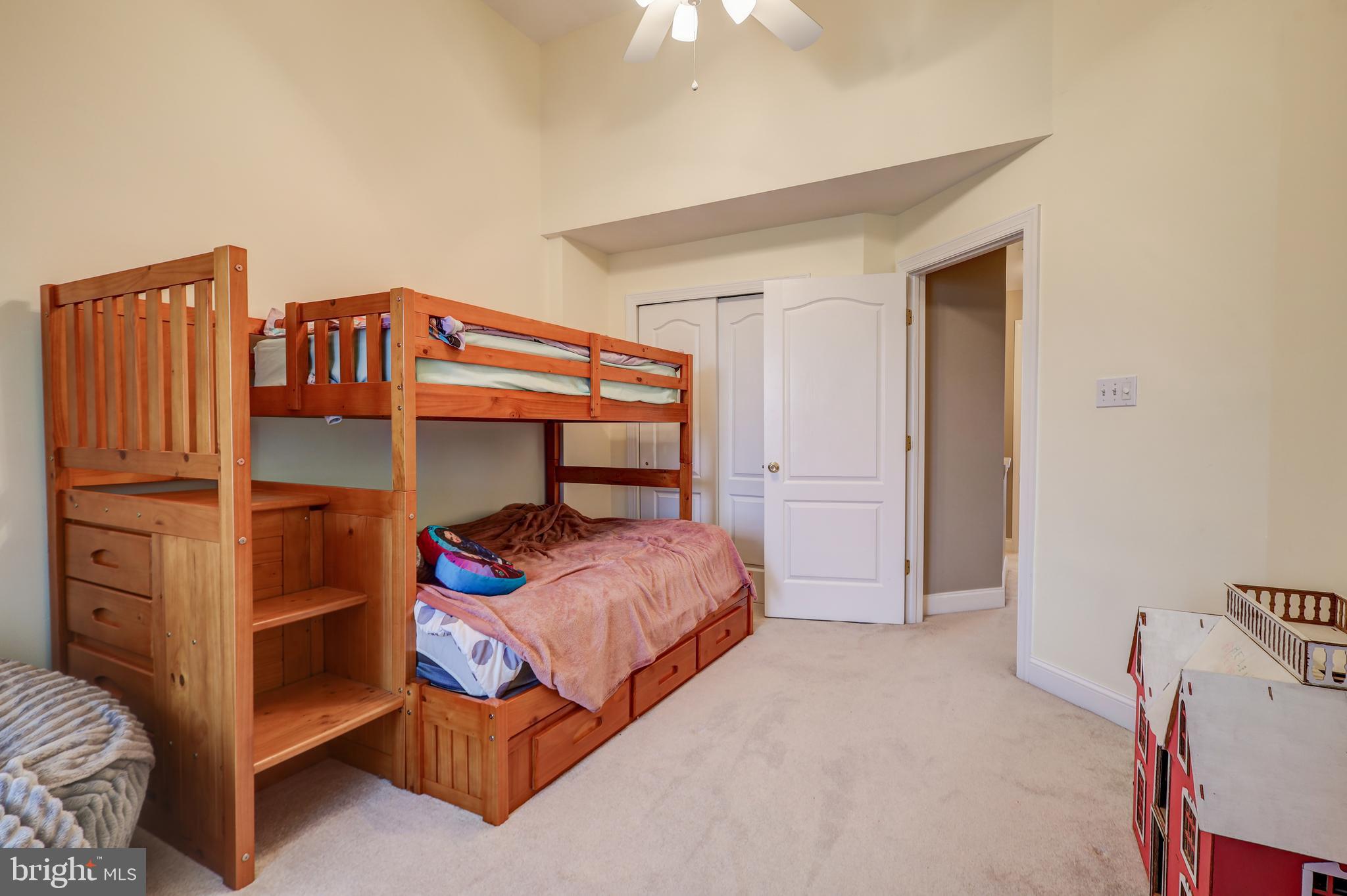 648 ORCHARD RIDGE DRIVE 200